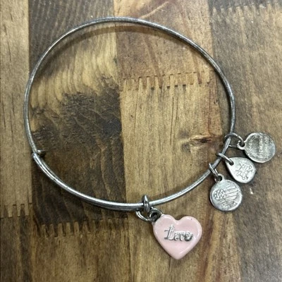 Brazalete Brazalete Alex And Ani Tono Plata Dije Rosa Amor Corazón Dije Foto 1 de 3