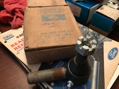 1953 1954 1955 1956 FORD TRUCK F700 F750  TIE ROD END NOS #B3TZ-3A131-A - Image 1 of 4
