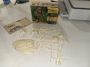 1970S MPC DISNEY PIRATES OF THE CARIBBEAN DEAD MEN TELL NO TALES MODEL KIT RARE - Picture 1 of 6