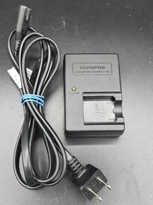 Genuine Olympus LI-60C Battery Charger for LI-60B Battery for FE-370*used* - Image 1 of 2