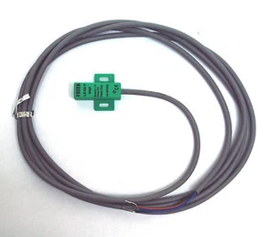 1 Stück Fotek Näherungssensor LS-04P D= 4mm PNP DC10-30V IP67 Horizontal Taiwan - Bild 1 von 5