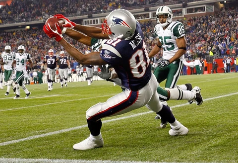 Randy Moss New England Patriots NFL 13"x19" Poster Gloss Print 02B Cover