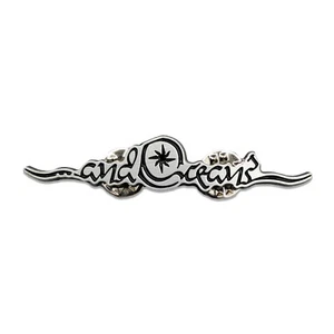 ...INSIGNIA DE PIN DE METAL CON LOGOTIPO Y OCÉANOS - Imagen 1 de 2