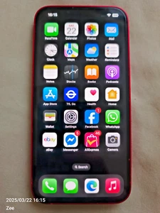 Apple iPhone 13 (PRODUKT) CZERWONY 128GB iOS 18.4 (odblokowany) e-sim + nano sim - Zdjęcie 1 z 7