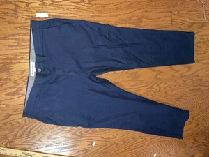 Pantalones para hombre Amazon Essentials ajustados delanteros planos talla 40X30 azul marino (117) - Imagen 1 de 3