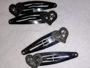 Heart Shaped Hair Clips - Picture 1 of 3
