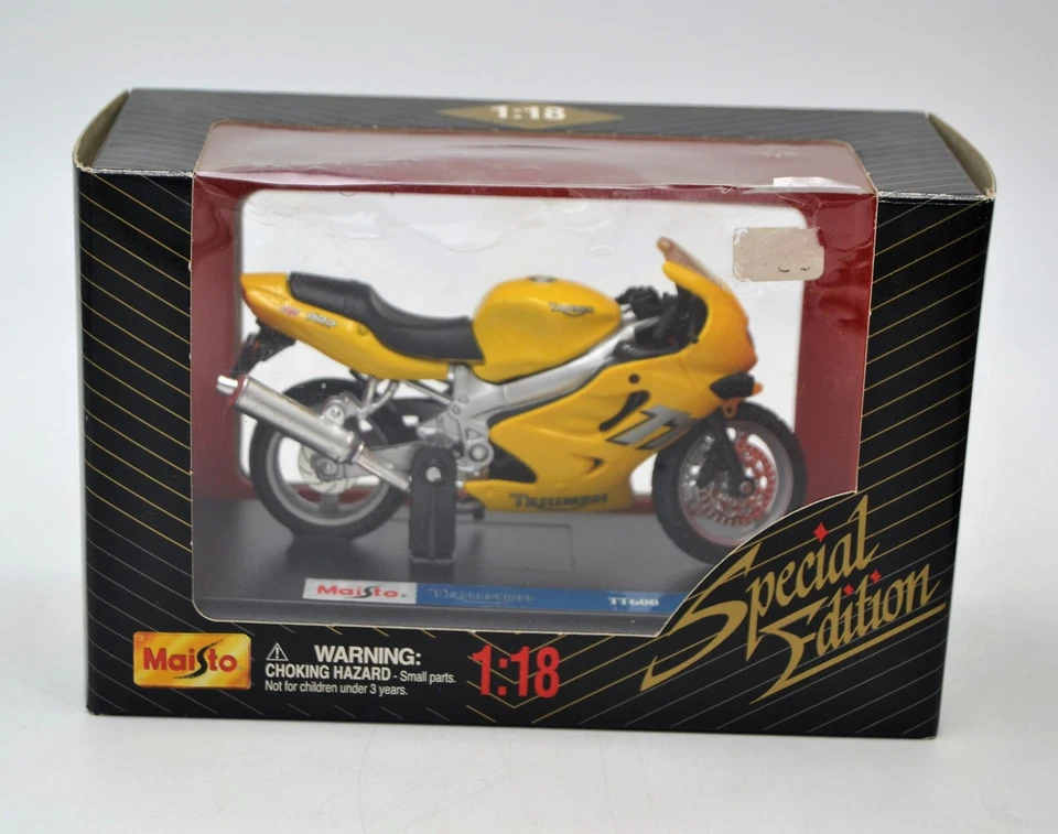 Die Cast 1/18 " Triumph TT600 " MAISTO - Image 1 of 1