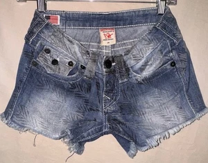 Pantalones Cortos de Denim True Religion Para Mujer Talla 25 Keira Corte Hechos en EE. UU. Envejecidos  - Imagen 1 de 7