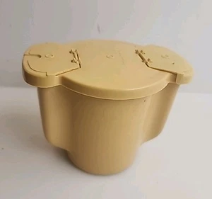 Vintage Tupperware Fliptop Sugar Container 577-10 Gold Yellow MCM  - Picture 1 of 8