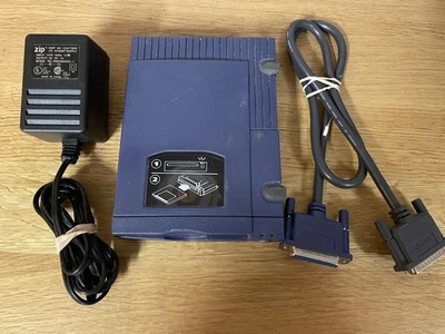 Unidad externa IOMEGA Zip 100 para PC Z100P2 con adaptador de corriente Foto 1 de 4