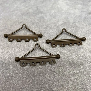 3 Playmobil Castle Half Banner Holder Spare Parts 3667, 3888, 3666 - Picture 1 of 2