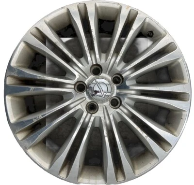 Llanta de aleación Chrysler 300 19" mecanizada OEM 2419 genuina original OE 19 pulgadas Foto 1 de 4