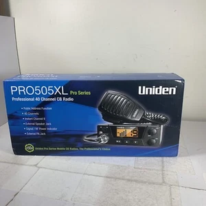 UNIDEN PRO505XL 40-KANAŁOWE KOMPAKTOWE MOBILNE RADIO CITIZEN BAND Z PODŚWIETLANYM WYŚWIETLACZEM - Zdjęcie 1 z 4