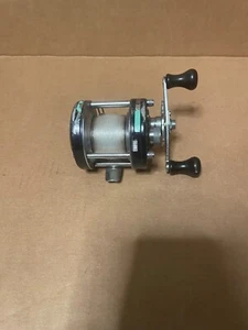 ABU GARCIA AMBASSADEUR 5500 STRIPER BAITCASTING FISHING REEL SWEDEN HIGH SPEED - Picture 1 of 5