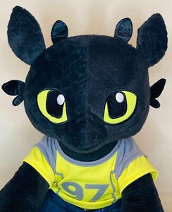 BUILD A BEAR TOOTHLESS 14.5” HOW TO TRAIN YOUR DRAGON - T-SHIRT & JEANS - GREAT! - Picture 1 of 8