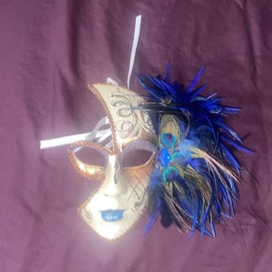 Venezian Mardi Gras Mask Hand Painted Italian Paper Mache Face Peacock Feathers - Picture 1 of 15