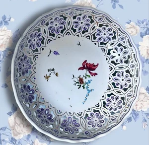 Meissen style floral Porcelain Reticulated Bowl with dolphin/fish feet unsigned - Picture 1 of 5
