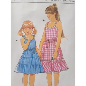 Vestido de sol con patrón de costura para niños y preadolescentes con falda en capas talla 8 a 13 Burda 8912 - Imagen 1 de 4