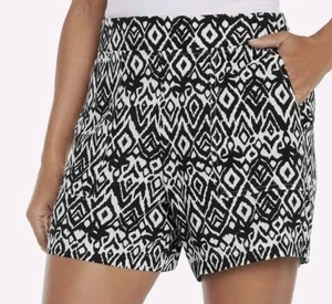 New Women's Wildfox Short Black and White  Medium 5 Inch Inseam - Picture 1 of 1