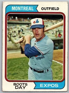 Botas de béisbol Topps 589 1974 días de exposición - Imagen 1 de 2