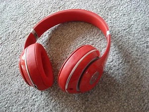 Very Nice Beats by Dr. Dre Studio 2.0 Wired Handband Headphones - Red - Picture 1 of 1