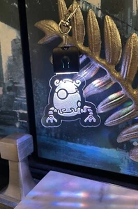 Legend of Zelda Breath of the Wild Light Up Egg Guardian Schlüsselanhänger - Bild 1 von 2