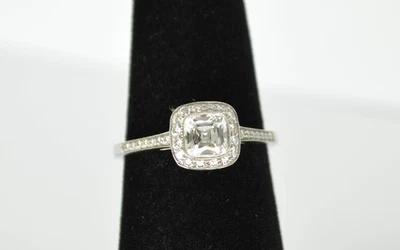TIFFANY & CO ASSCHER CUT PLATINUM 0.56 CT DIAMOND HALO RING SIZE 5.5 - Image 1 of 4