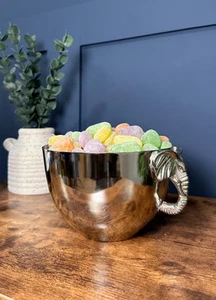 Cuenco de exhibición de fiesta con mango de elefante plateado - Imagen 1 de 5