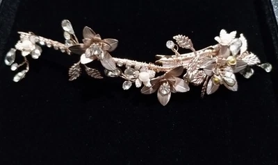 PEINE DE PELO DE BODA VINTAGE DORADO RELIQUIA DE DAVID'S BRIDAL PERLA Y CRISTAL Foto 1 de 4