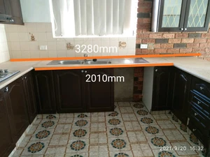 Timber doors kitchen include Chef oven, cooktop - Picture 1 of 7