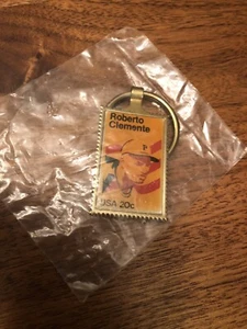 Vintage Winco Roberto Clemente Pirates USPS Postage Stamp Lapel Keychain VHTF - Picture 1 of 2