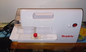 Simplicity Deluxe Rotary Cutter & Embosser Machine #881711 No Blades or Embossed - Picture 1 of 6