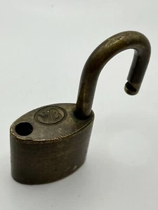 Vintage Wilson Bohannan Co. Padlock WB No Key SEE ALL PHOTOS HEAVY - Picture 1 of 22