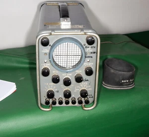 Metrovic CT52 oscilloscope Military surplus with delay line pulse wiewing Rare - Photo 1/10