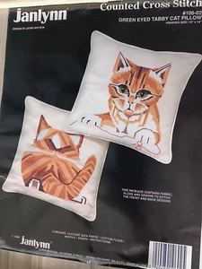 Janlynn Green Eyed Family Cat Pillow  Cross Stitch  14x14" Kit             /XX2 - Picture 1 of 4