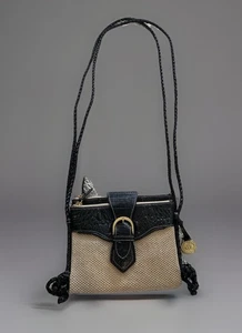 ¡Nuevo! Bandolera tejida Brahmin para mujer bolso de mano delgado beige y negro herrajes dorados - Imagen 1 de 17