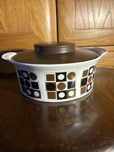 Rare Vintage Johnson Bros Casserole Dish In Very Good Condition - Picture 1 of 7