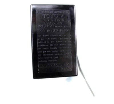 Модуль контроля давления в шинах Toyota Prius 2005 - 2009 годов выпуска - Изображение 1 из 4