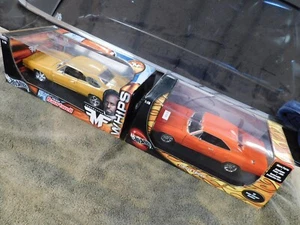 HOT WHEELS Limited Edition 1:18 '69 Dodge CHARGERS (1) of Each ORANGE / YELLOW - Picture 1 of 7