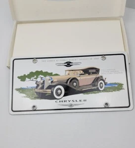 Placa coleccionable Chrysler Pebble Beach Concours D'Elegance 2002 - Imagen 1 de 6
