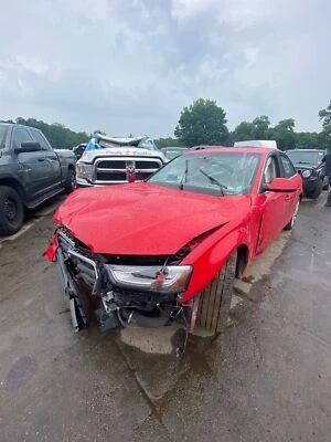 Motor de arranque usado se adapta a: Audi A4 2013 2,0 L turbo grado A Foto 1 de 4