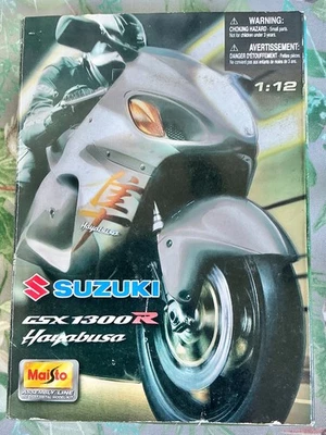 Kit Modelo Maisto 1:12 Diecast Suzuki GSX 1300R Hayabusa Negro/Plateado Foto 1 de 4