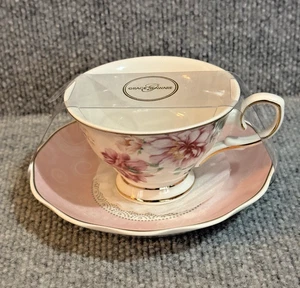 Grace Teaware feines Porzellan Blumen rosa Teetasse Fuß & Untertasse Set Goldrand - Bild 1 von 5