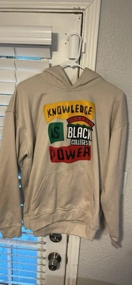 Black College - Imagem 1 de 3