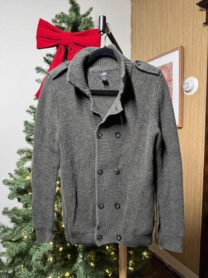 Suéter cárdigan tejido con botones gris para hombre H&M, talla grande Foto 1 de 4