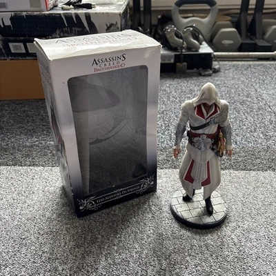 Assassins Creed Brotherhood Figurine Ezio Auditore De Firenze Ubisoft - Image 1 of 4