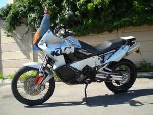KTM 950/990 ADVENTURE WORKSHOP MANUAL TALLER SERVICE REPAIR ENGLISH ON PDF DVD - Imagen 1 de 1