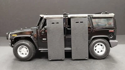 MAISTO HUMMER  POLICE CENTURION BULLIT PROOF SHIELDS PROTOTYPE 1/18 SHOOTOUT - Image 1 of 4