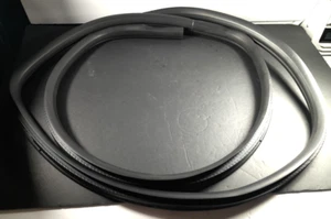 2002-2007 Jeep Liberty Driver Side Rear Left Rear Door Seal Used OEM - Picture 1 of 6