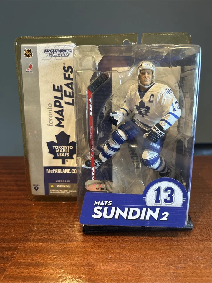McFarlane Sportspicks 2004 NHL 9 Mats Sundin 2 Toronto Maple Leafs